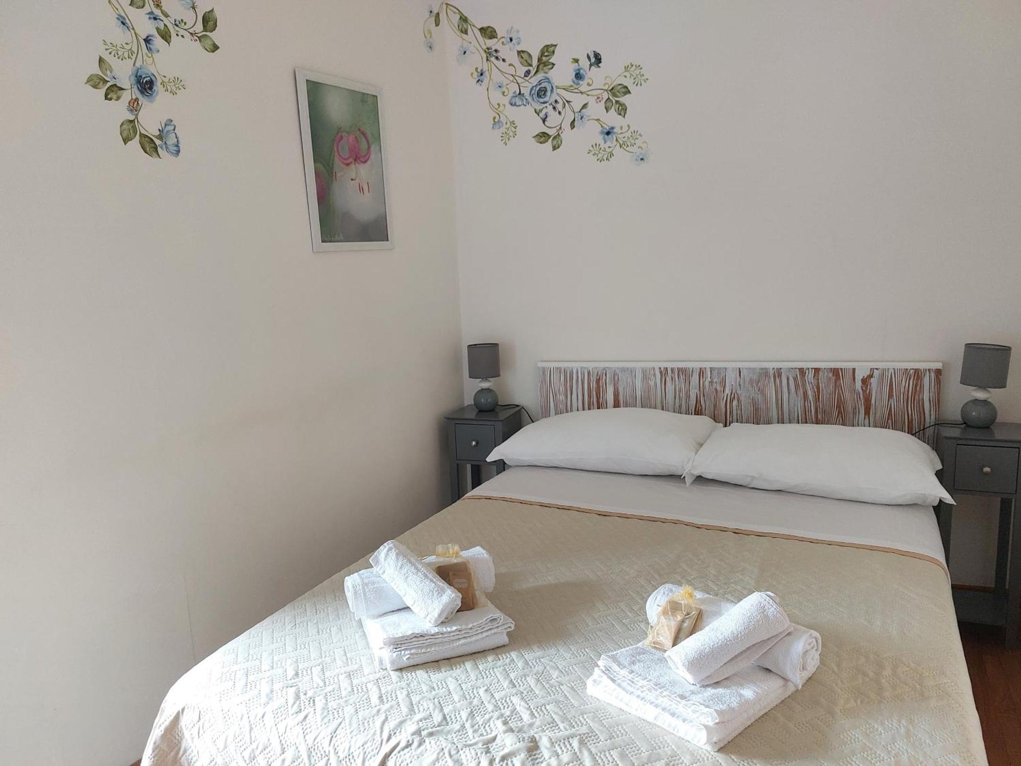 Casa Rosita Vista Lago 博尔塞纳 外观 照片